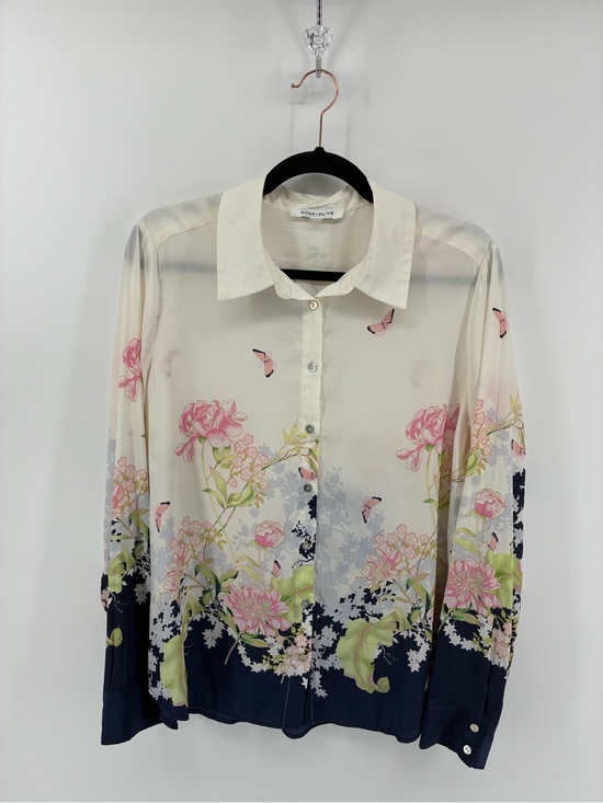 Rose & Olive Tops - Floral Butterflies Button-Up Blouse in Ivory and Navy